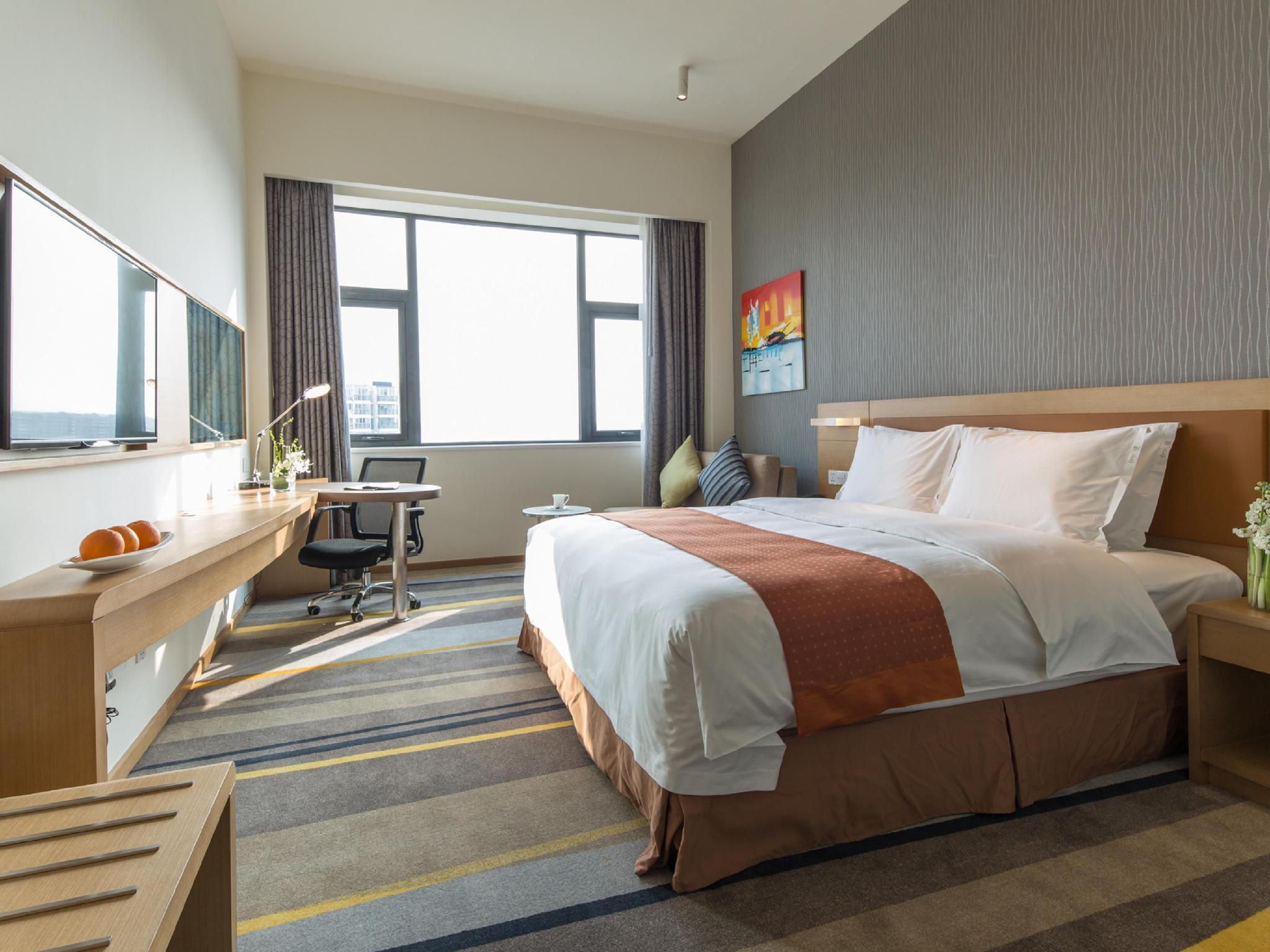 Holiday Inn Express Chengdu Huanhuaxi By Ihg-Near Jinsha Site Musem,Near Wuhou Temple Museum,Welcome Drinks,Free Gym,Free Self-Service Laundry تشنجدو المظهر الخارجي الصورة
