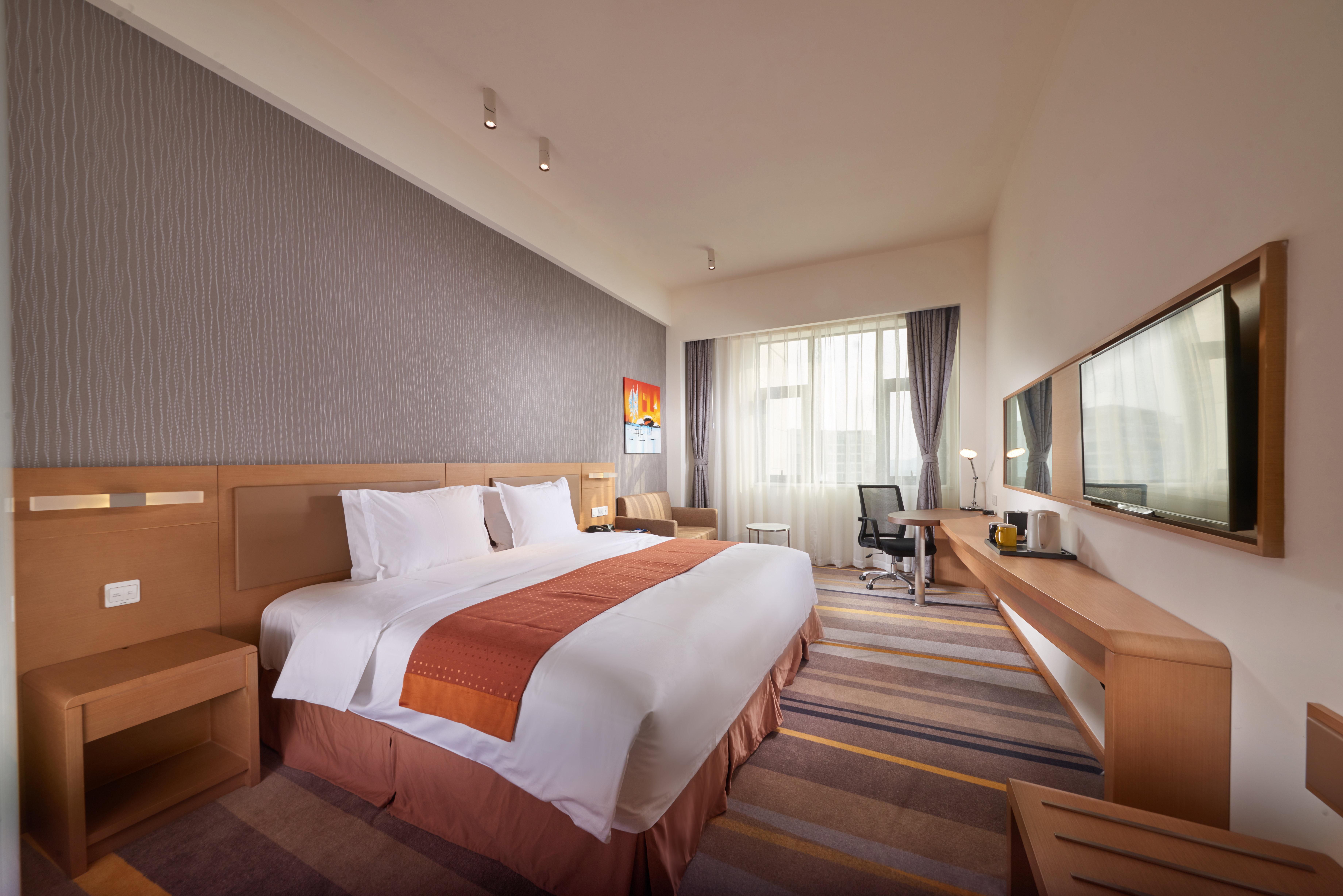 Holiday Inn Express Chengdu Huanhuaxi By Ihg-Near Jinsha Site Musem,Near Wuhou Temple Museum,Welcome Drinks,Free Gym,Free Self-Service Laundry تشنجدو المظهر الخارجي الصورة