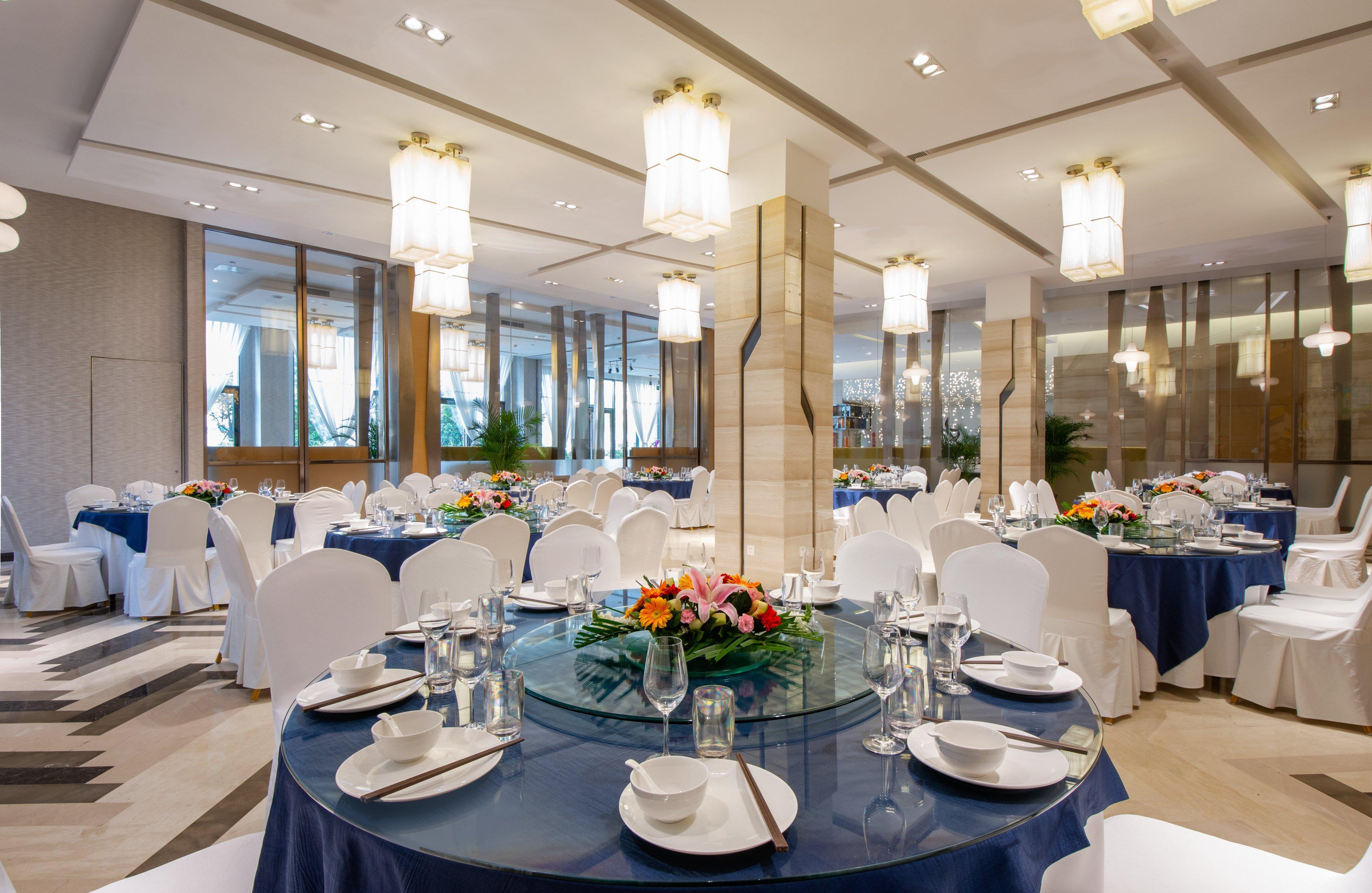 Holiday Inn Express Chengdu Huanhuaxi By Ihg-Near Jinsha Site Musem,Near Wuhou Temple Museum,Welcome Drinks,Free Gym,Free Self-Service Laundry تشنجدو المظهر الخارجي الصورة